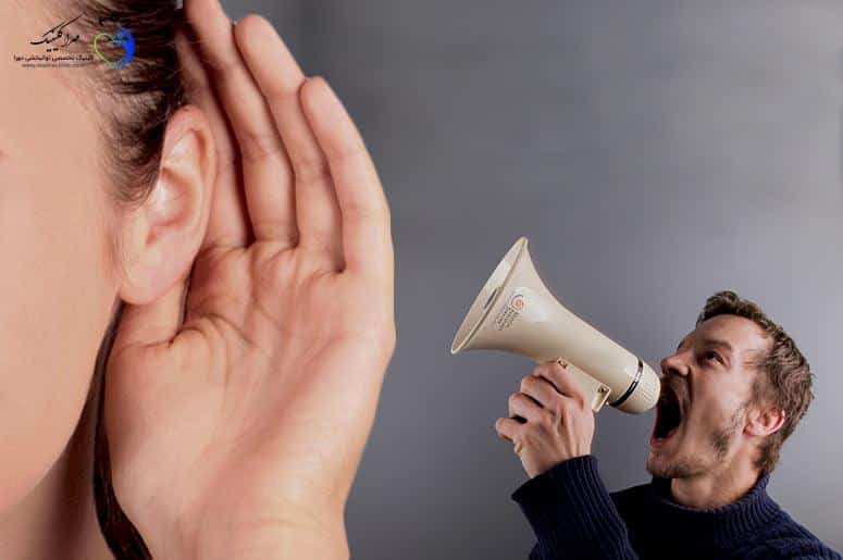 مشکلات افراد کم شنوا